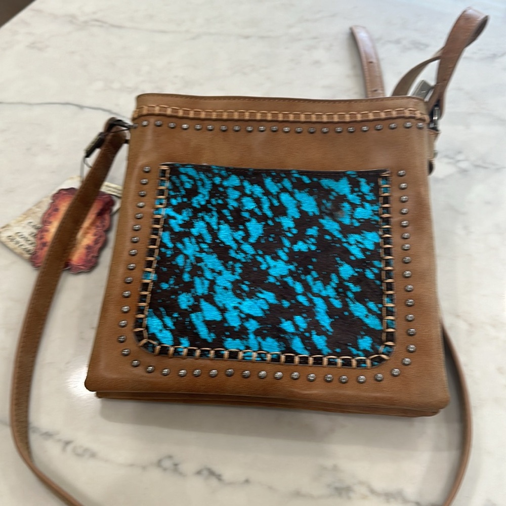 Trinity Ranch Handbag - Picture 2 of 6